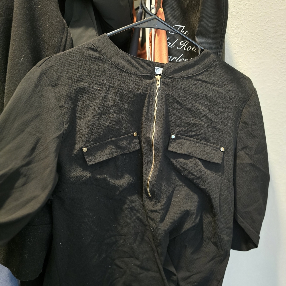 Black Short Sleeve Top with Zipper